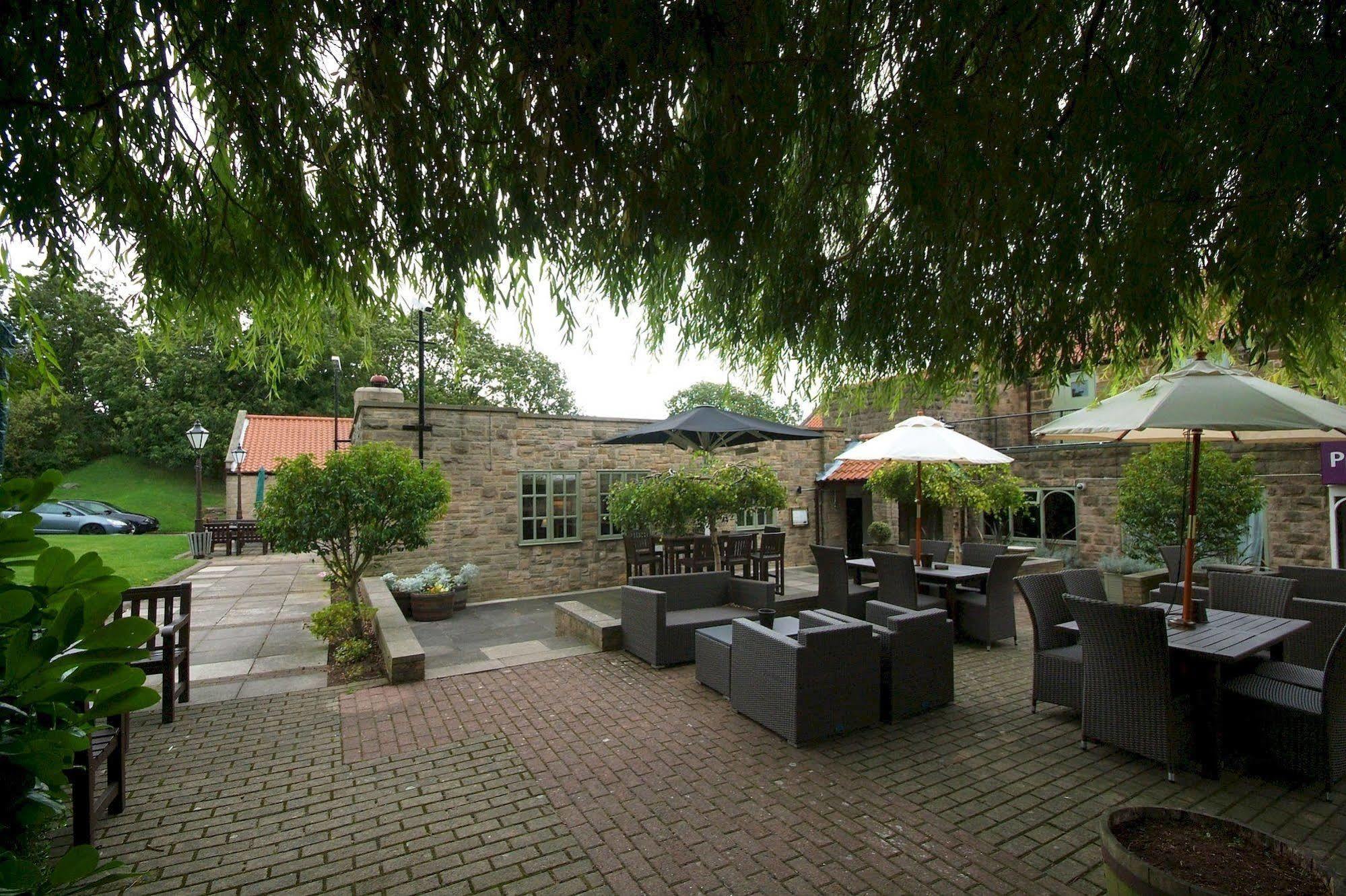 Cross Keys By Chef & Brewer Collection 3*