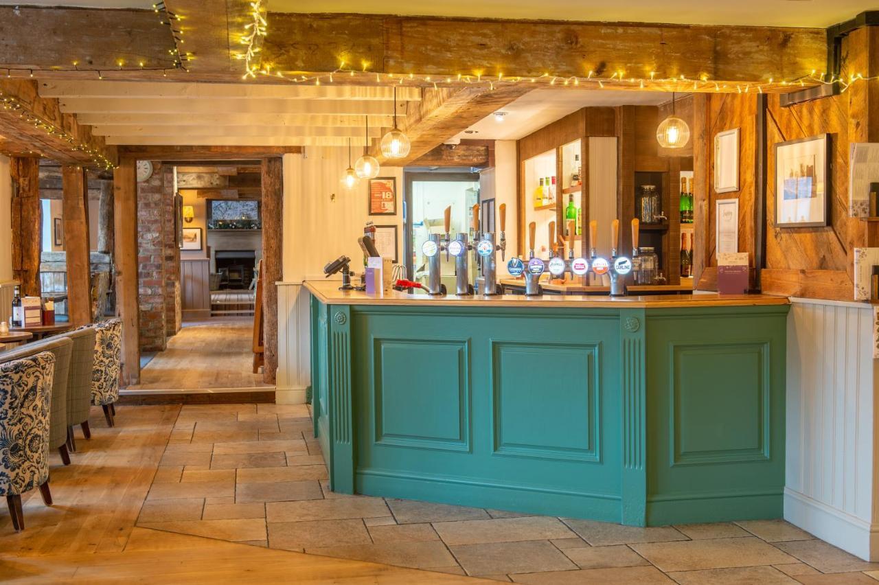 Cross Keys By Chef & Brewer Collection 3*